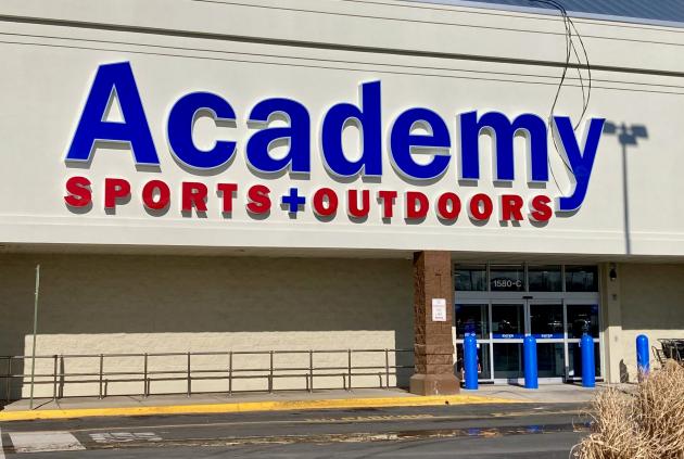 Academy Sports + Outdoors coming to Hagerstown, Hagerstown Field House opens