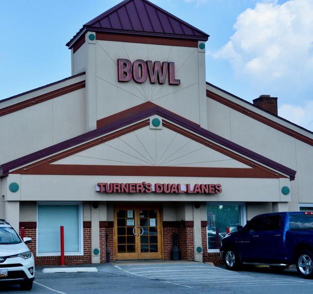 Hagerstown bowling alley closes after 67 years